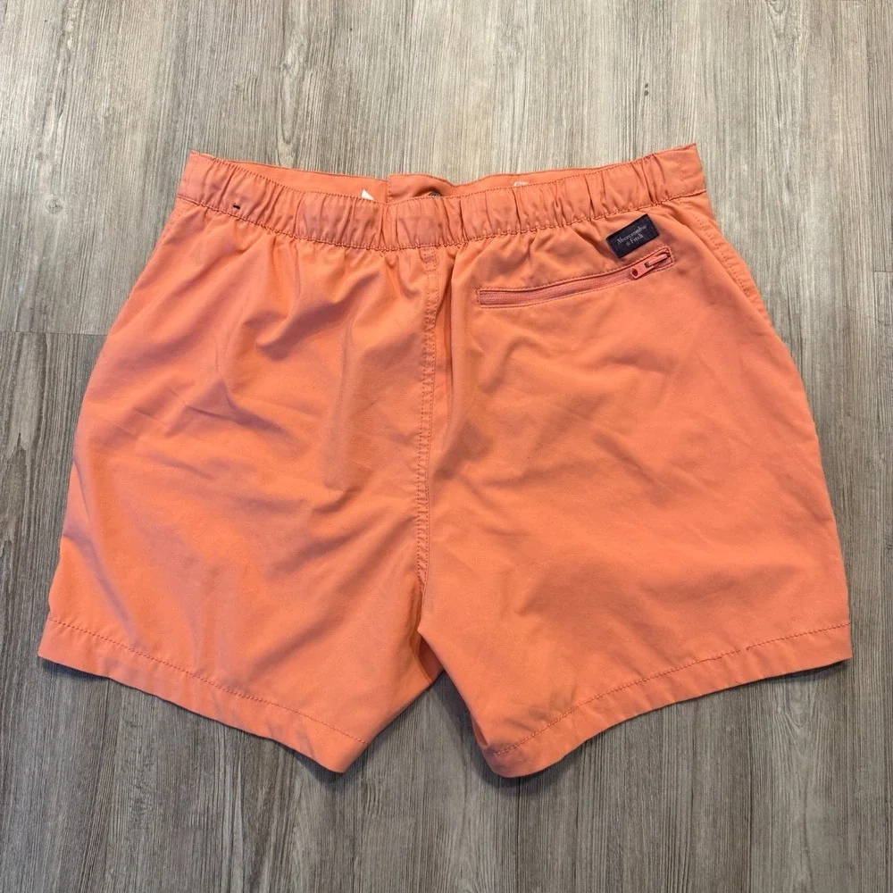 Abercrombie & Fitch Mens Large Lined Swim Shorts Coral‎